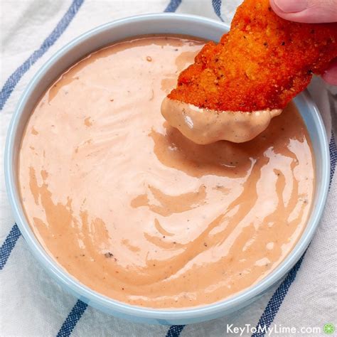 Make The Best Copycat Raising Canes Sauce Recipe。